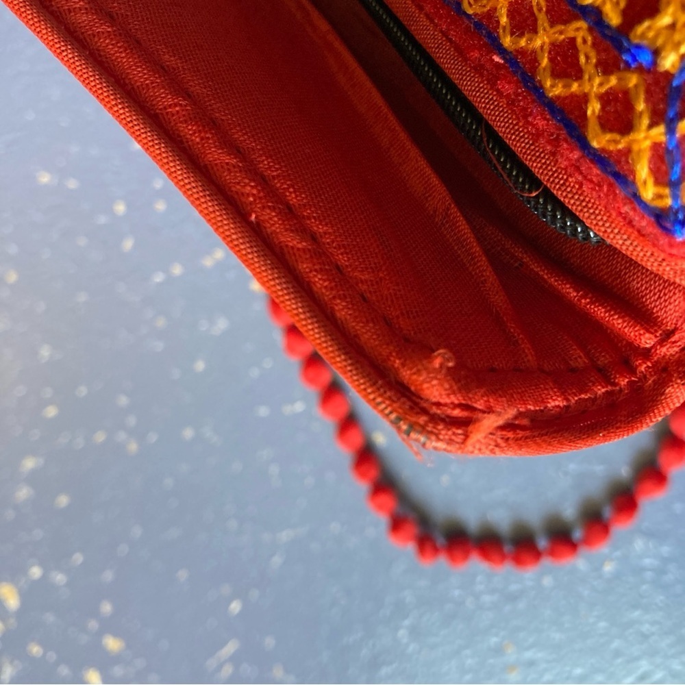 Elephant Embroidered Bag - Picture 4 of 5